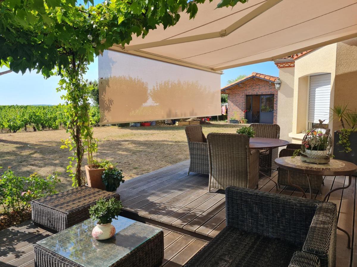 Entre Loire Et Vignobles Bed & Breakfast Liré Екстериор снимка