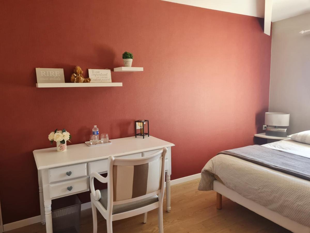Entre Loire Et Vignobles Bed & Breakfast Liré Екстериор снимка
